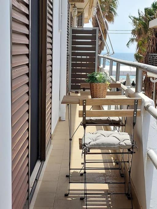 شقة Ippokampos Seaside Artemida المظهر الخارجي الصورة